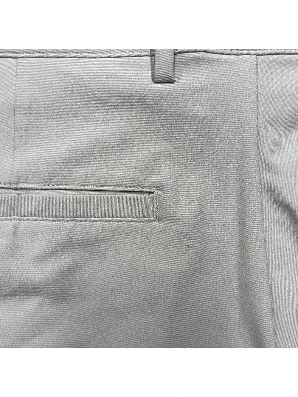Greg Norman Mens Golf Shorts Polyester Solid 36 Beige Activewear Stretch
